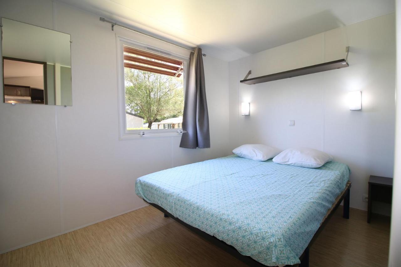 Charmant Camping Familiale 3 Etoiles Vue 360 Plage Piscine A Debordement Empl Xxl Labeaume Exterior photo